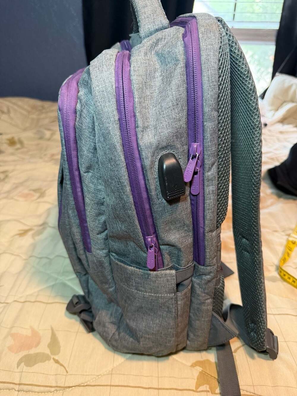 Scentsy Branded Gray and Purple Laptop Travel Backpack - Picture 10 of 13